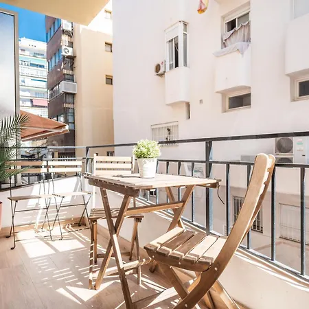 Retreat With Balcony, Steps To Rems