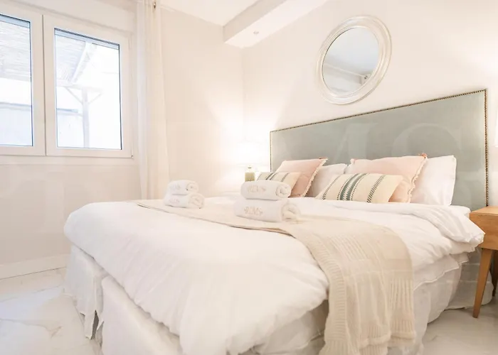 Retreat With Balcony, Steps To Rems * 丰希罗拉